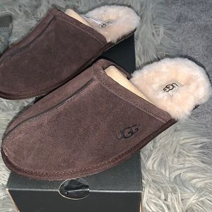 Ugg slippers